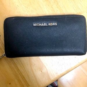 Black and gold Michael Kors wallet